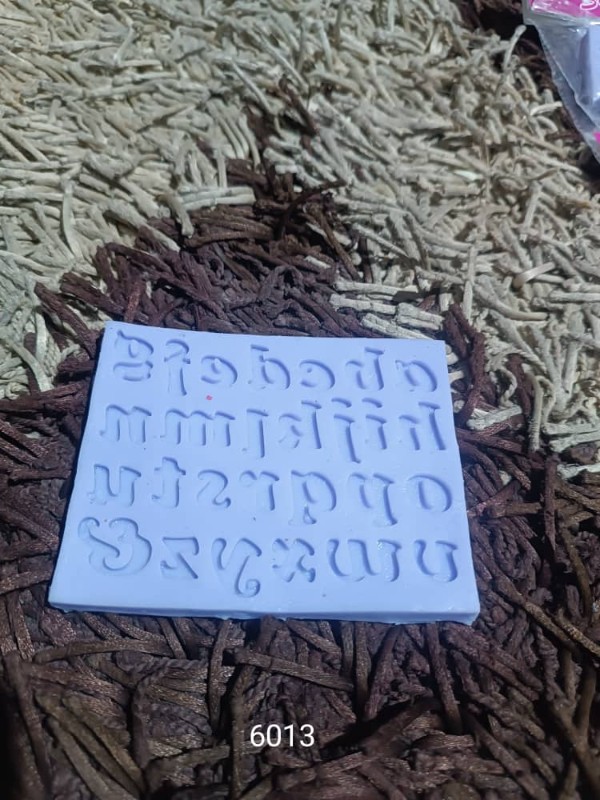 تصویر ق س حروف لاتین کد 6013