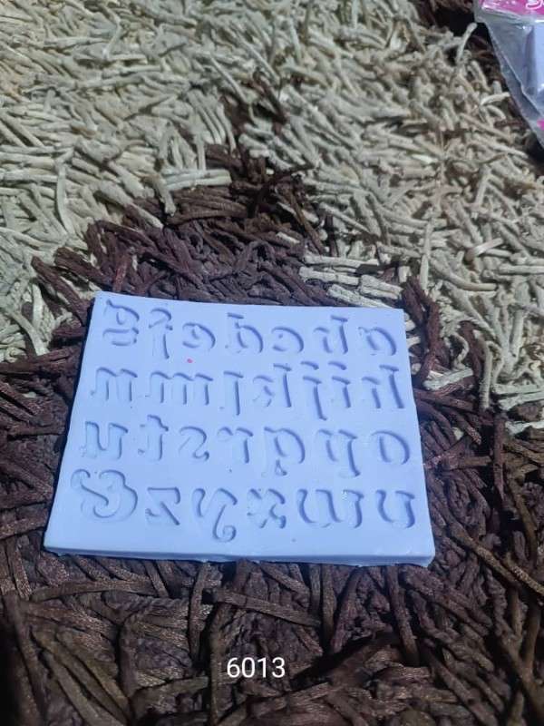 ق س حروف لاتین کد 6013 - سیلیکونی - تصویر 1